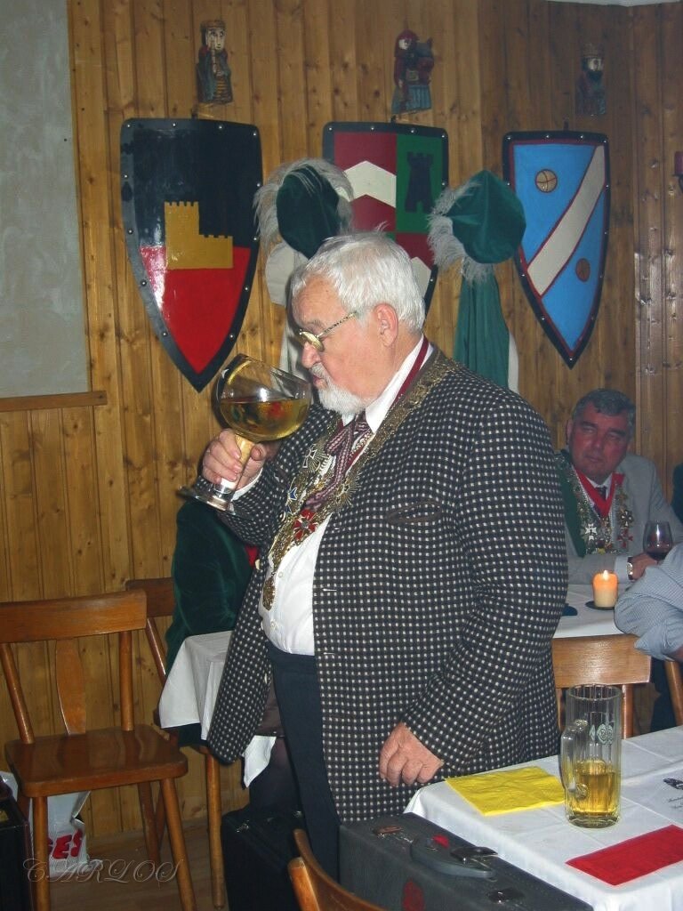 110-1051_IMG.JPG